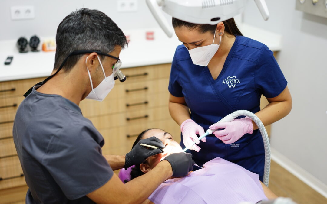 Implantes dentales en Fuerteventura: la solución definitiva para recuperar tu sonrisa